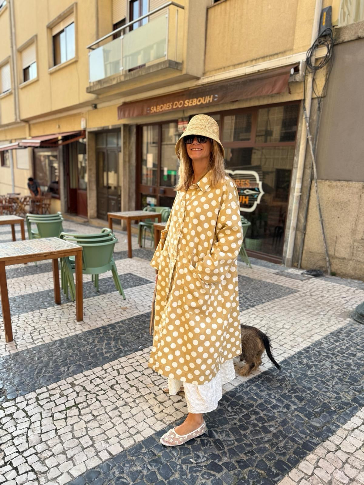 Casaco polka dots bege