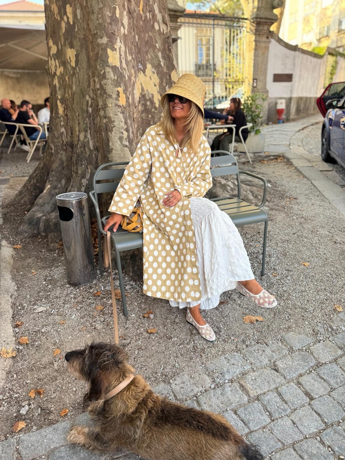Casaco polka dots bege