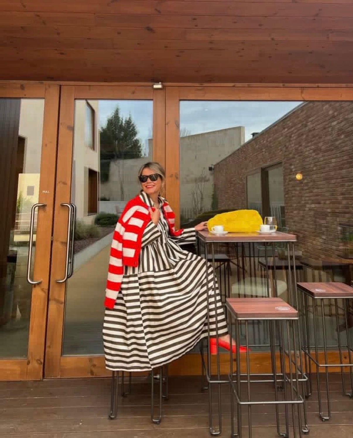 Vestido Riscas castanho