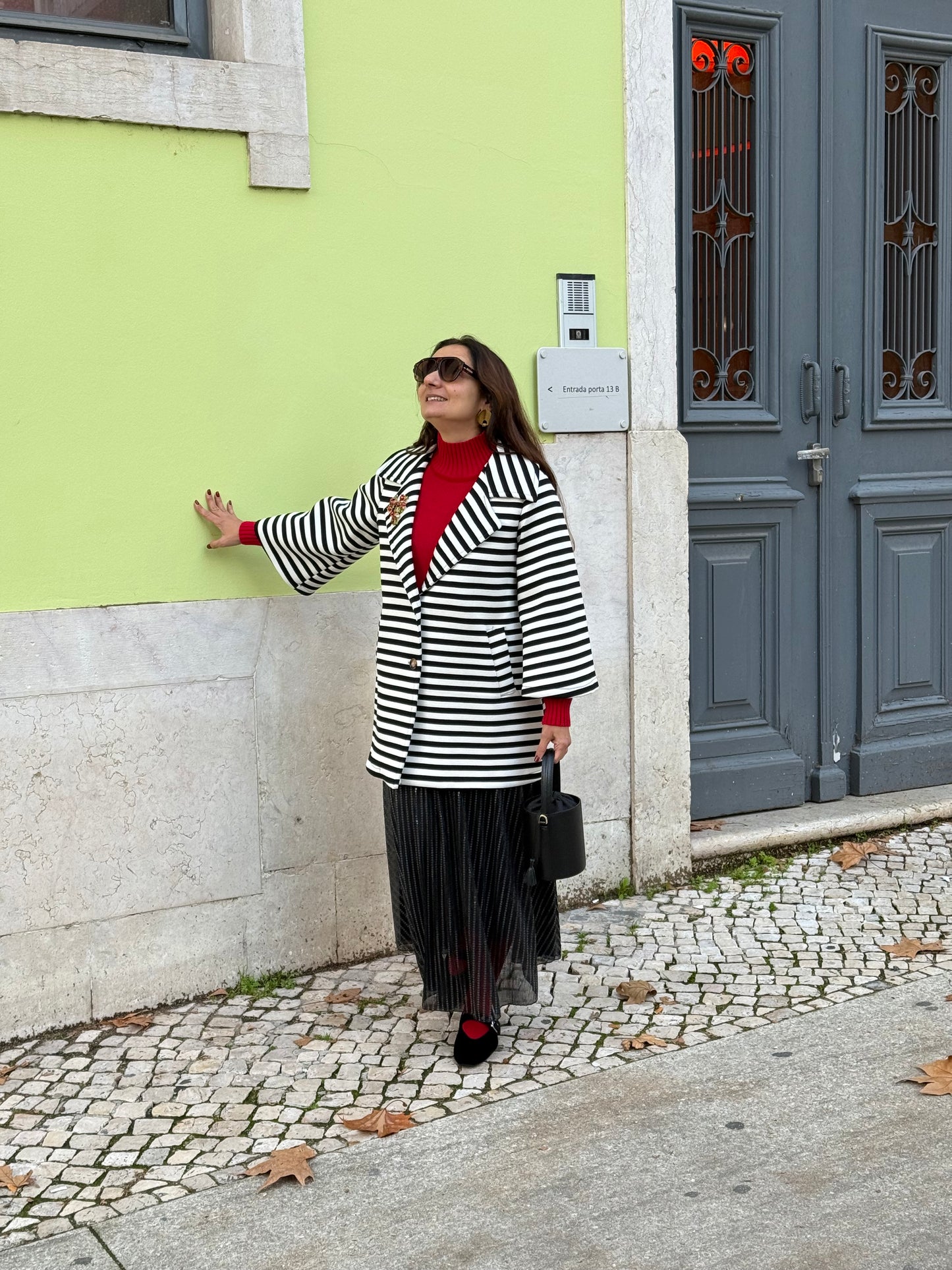 Casaco de riscas preto