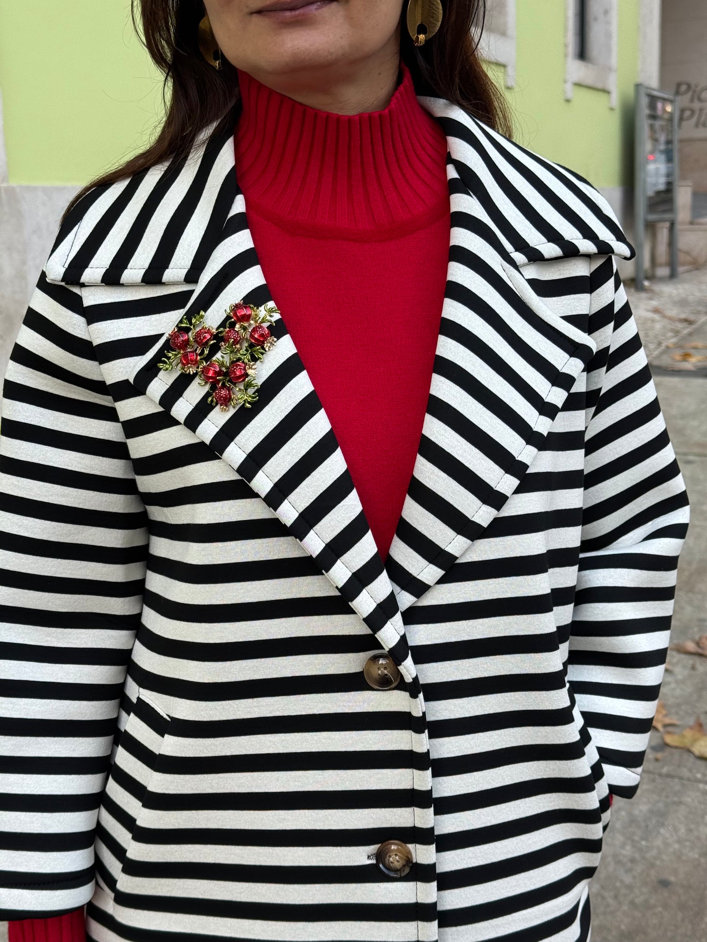 Casaco de riscas preto